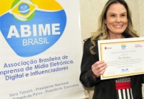 noticia ELLEN SHARKANY homenageada em evento da ABIME em São Paulo