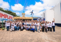 noticia Círio: Imagem Peregrina de Nossa Senhora de Nazaré visita fábrica do Grupo Raymundo da Fonte