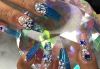 noticia Unha encapsulada em formato de aquário é a nova sensação do momento em nail art