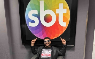 noticia Apresentador Matheus Mattuvo migra para o SBT junto com o Programa Camarote