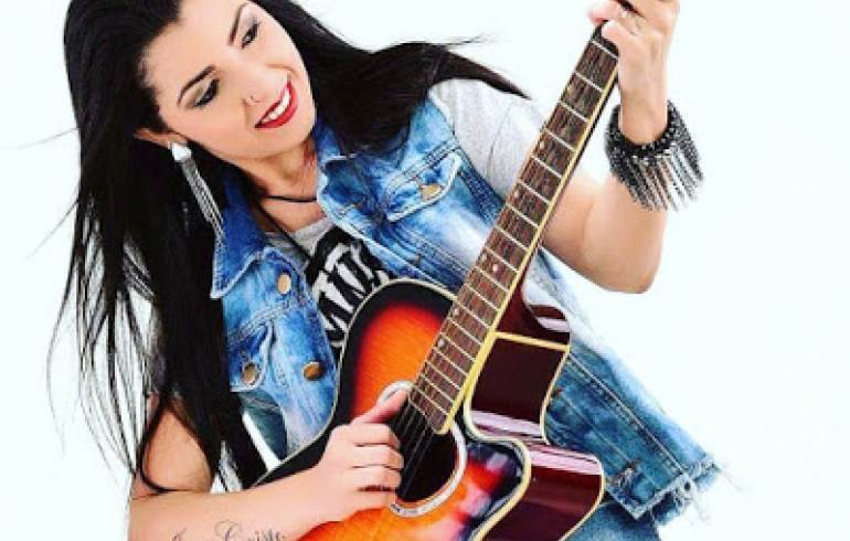 noticia Cantora petrolandense Yara Lazuli, 