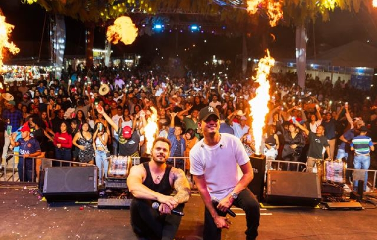 noticia Alex e Matielo abrem Show sertanejo em Anápolis ao lado de Diego e Victor Hugo