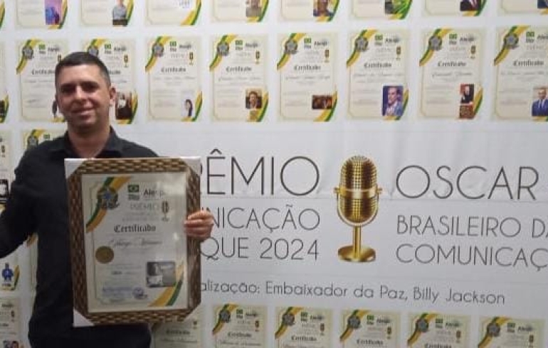 noticia Escritor e poeta Thiago Winner premiado no 