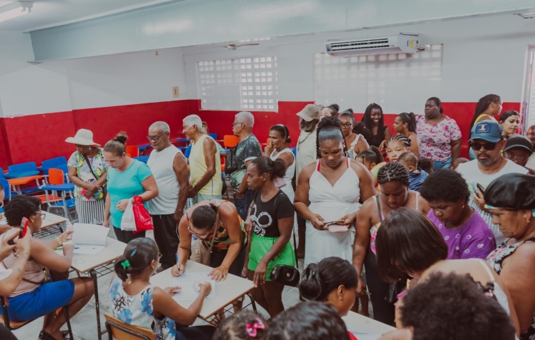 noticia São Sebastião do Passé (BA) programa entrega de Cestas Natalinas, do projeto Natal Sem Fome, para o domingo (22) e segunda (23)