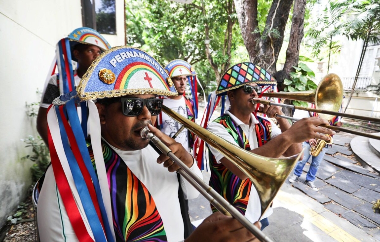 noticia Feijoada da ABTV e prévias de clubes abrem folia 2025 em Vitória de Santo Antão