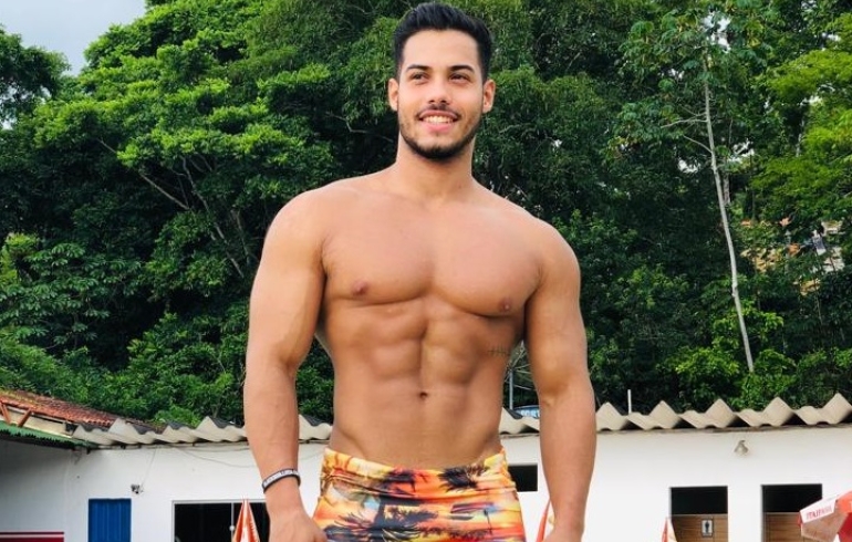 noticia Kennedy Muniz, modelo e digital influencer, se prepara para as eliminatórias do Mister Brasil 2019