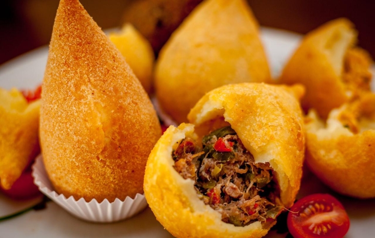 noticia Coxinha gourmet: Lanchonete lança sabor Carne de Cordeiro