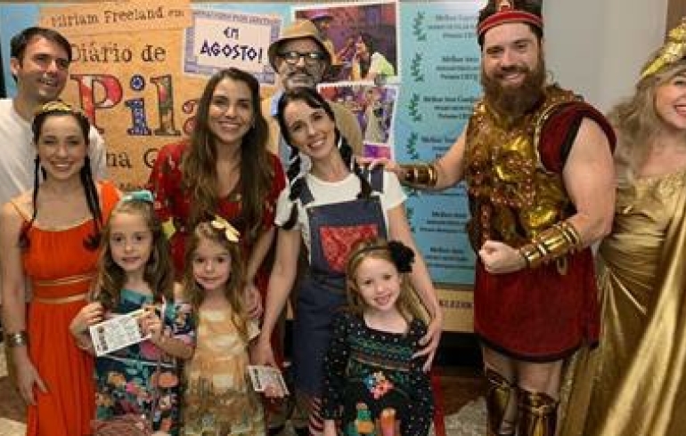 noticia Estrelas mirins assistem “Diário de Pilar na Grécia” no Teatro Clara Nunes