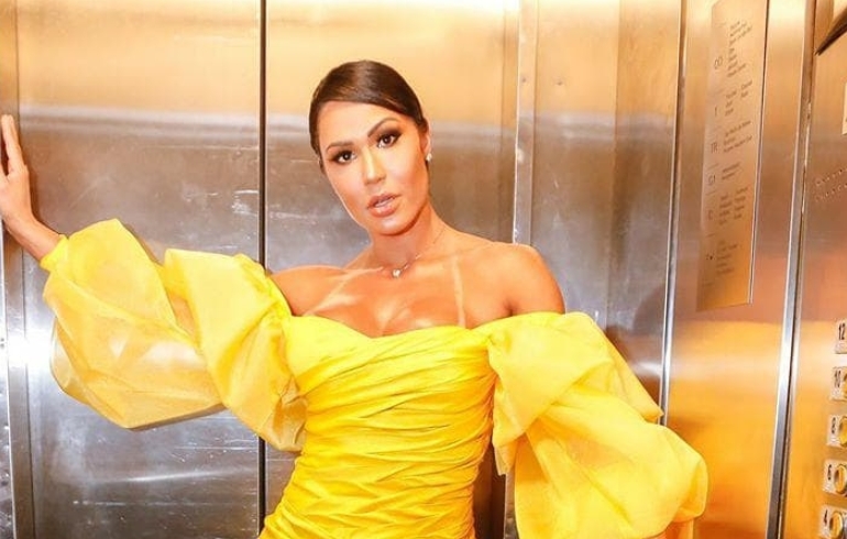 noticia Gracyanne Barbosa chama a atenção com vestido amarelo curto