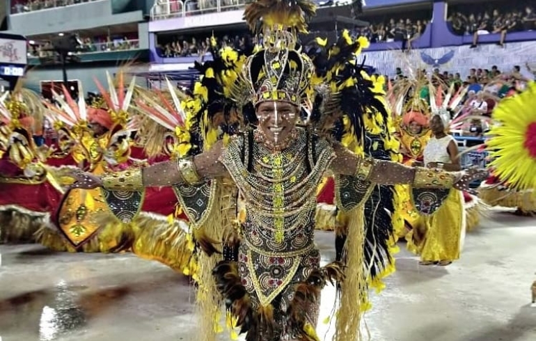 noticia Igor Almeida, muso da Unidos de Bangu, se destaca no carnaval 2020