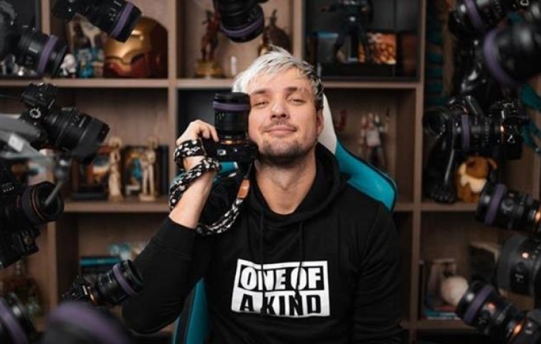 noticia Movimentando milhares de fãs nas redes sociais, youtuber e influenciador Guilherme Coelho cativa seguidores com criatividade e carisma