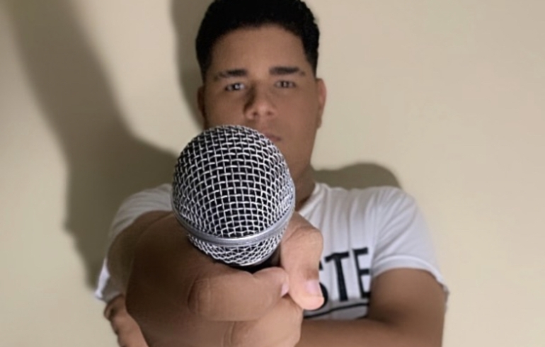 noticia Cantor Odoguiinha  apresenta novo projeto musical