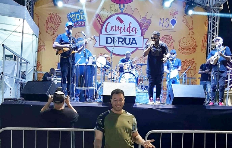 noticia Anderson Lopes marca presença no último dia do Festival ‘Comida di Rua’ no Shopping Nova América