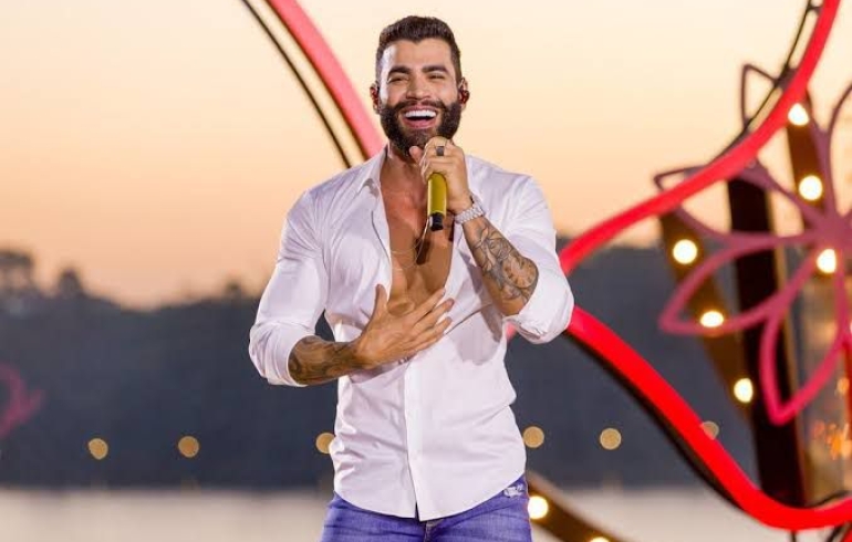 noticia Gusttavo Lima faz show gratuito no pré-carnaval de Aracati