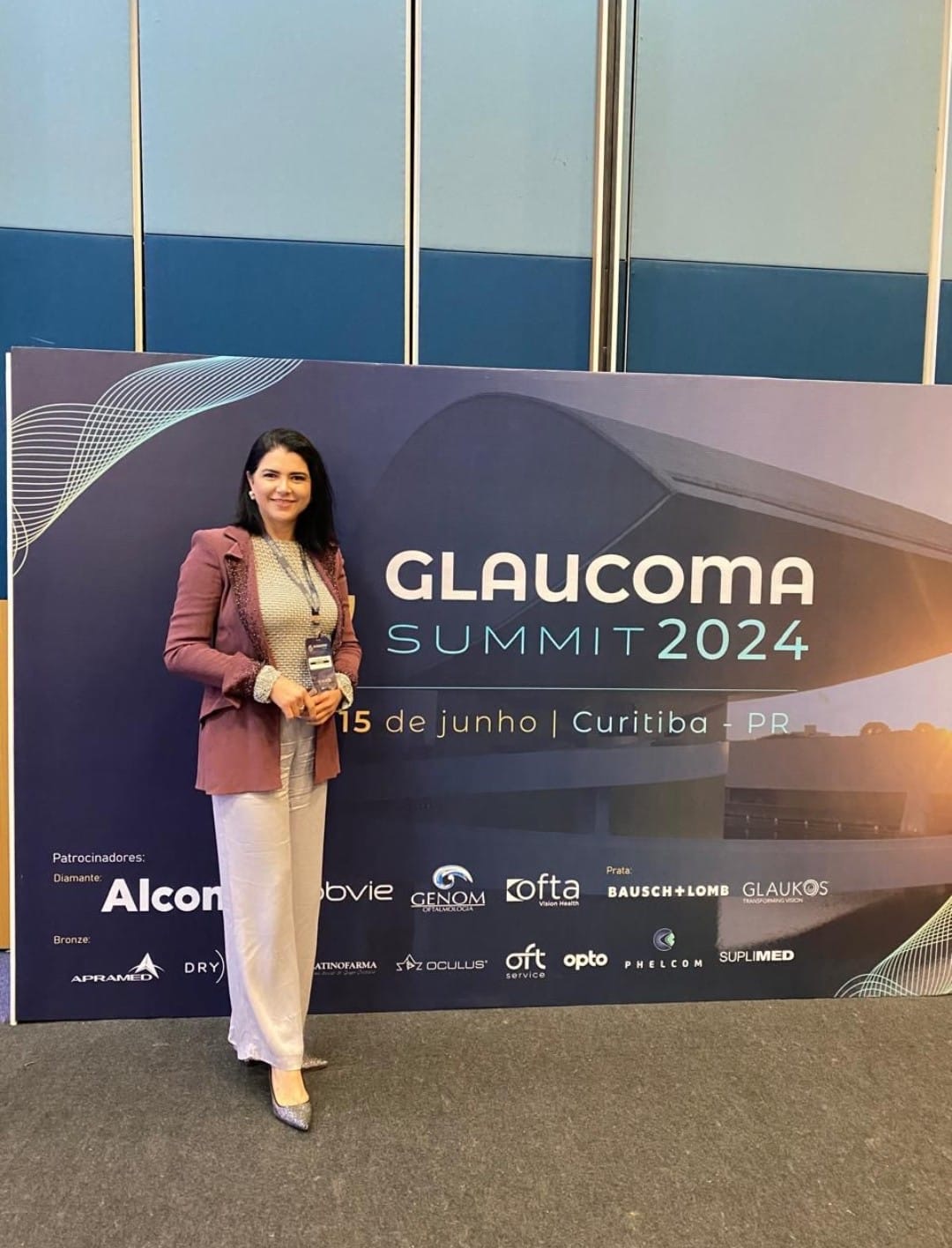 noticia Dra. Hissa Tavares dá aula sobre cirurgia minimamente invasiva de glaucoma durante o Glaucoma Summit 2024, em Curitiba