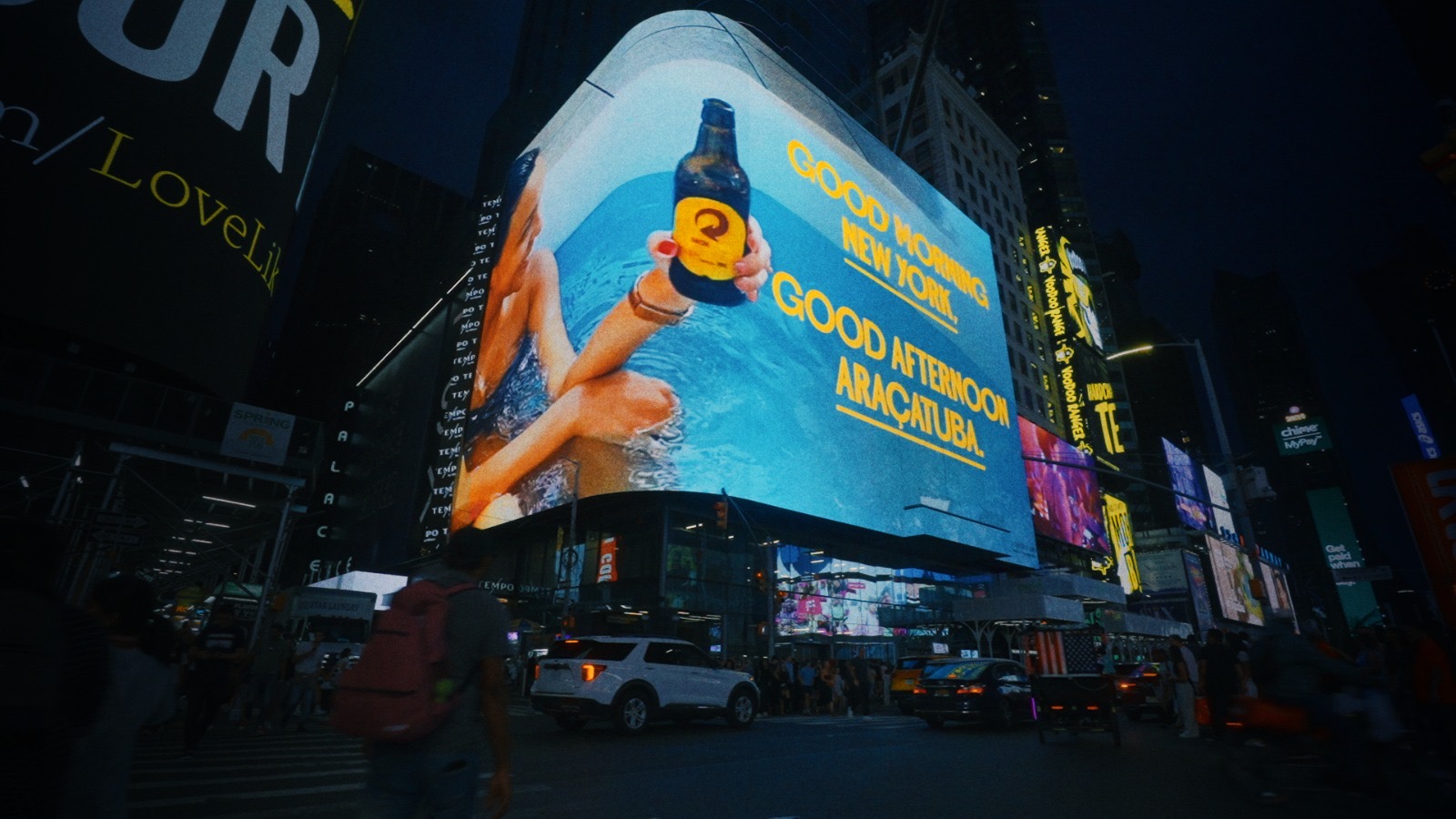 noticia Onda brasileira invade a Times Square! Skol surpreende fãs ao levá-los diretamente para os telões de Nova York