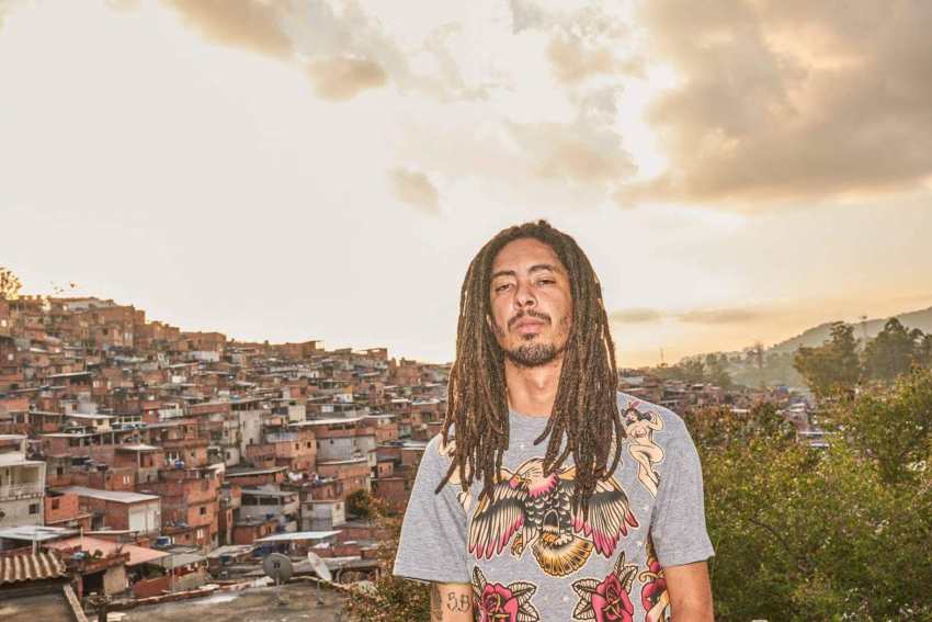 noticia Família Sagrada Família e Favela Grime: A Revolução Musical de MC Alfina