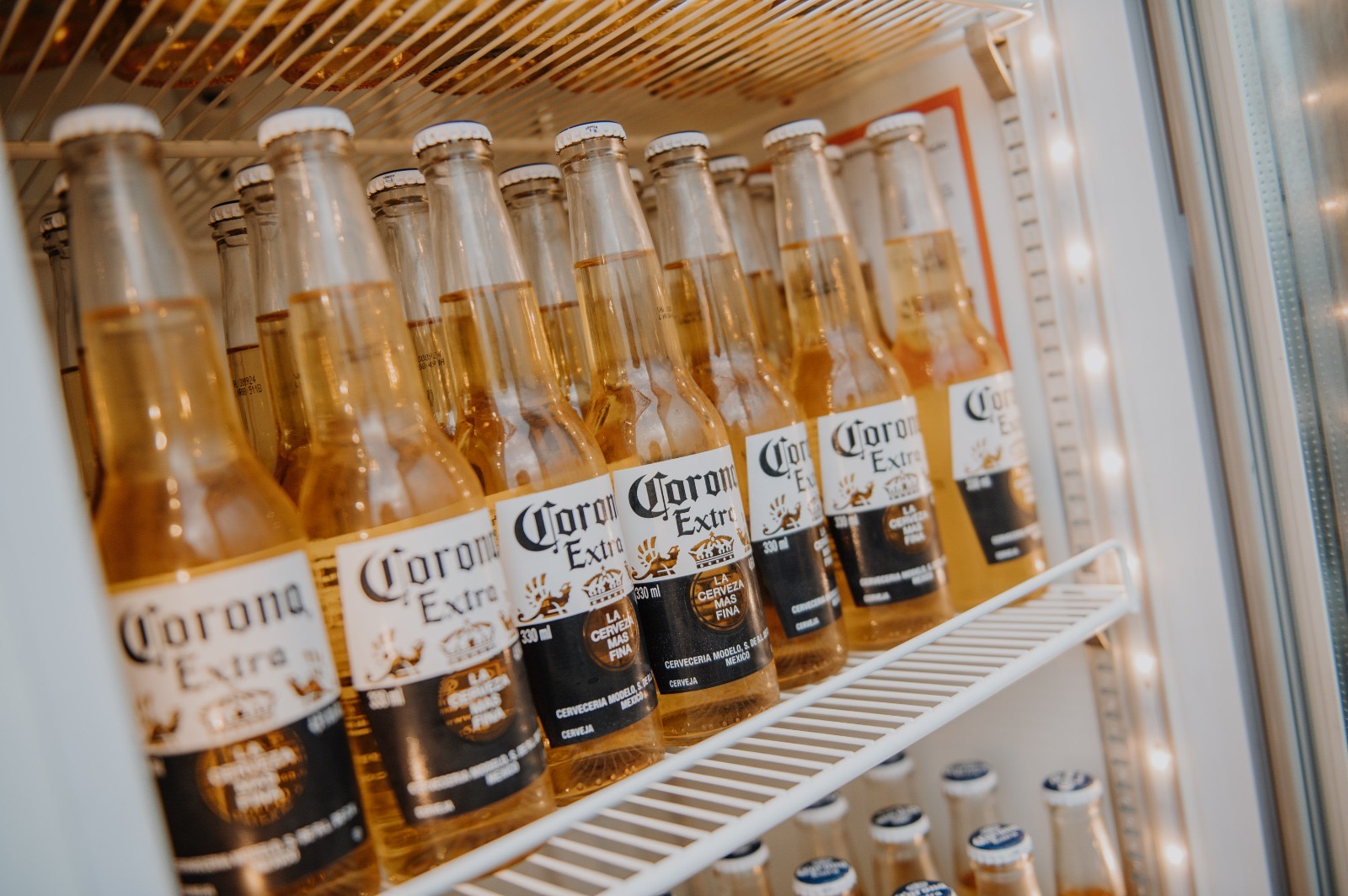 noticia Premium no topo: Corona é eleita a marca de cerveja mais valiosa do mundo pelo segundo ano consecutivo