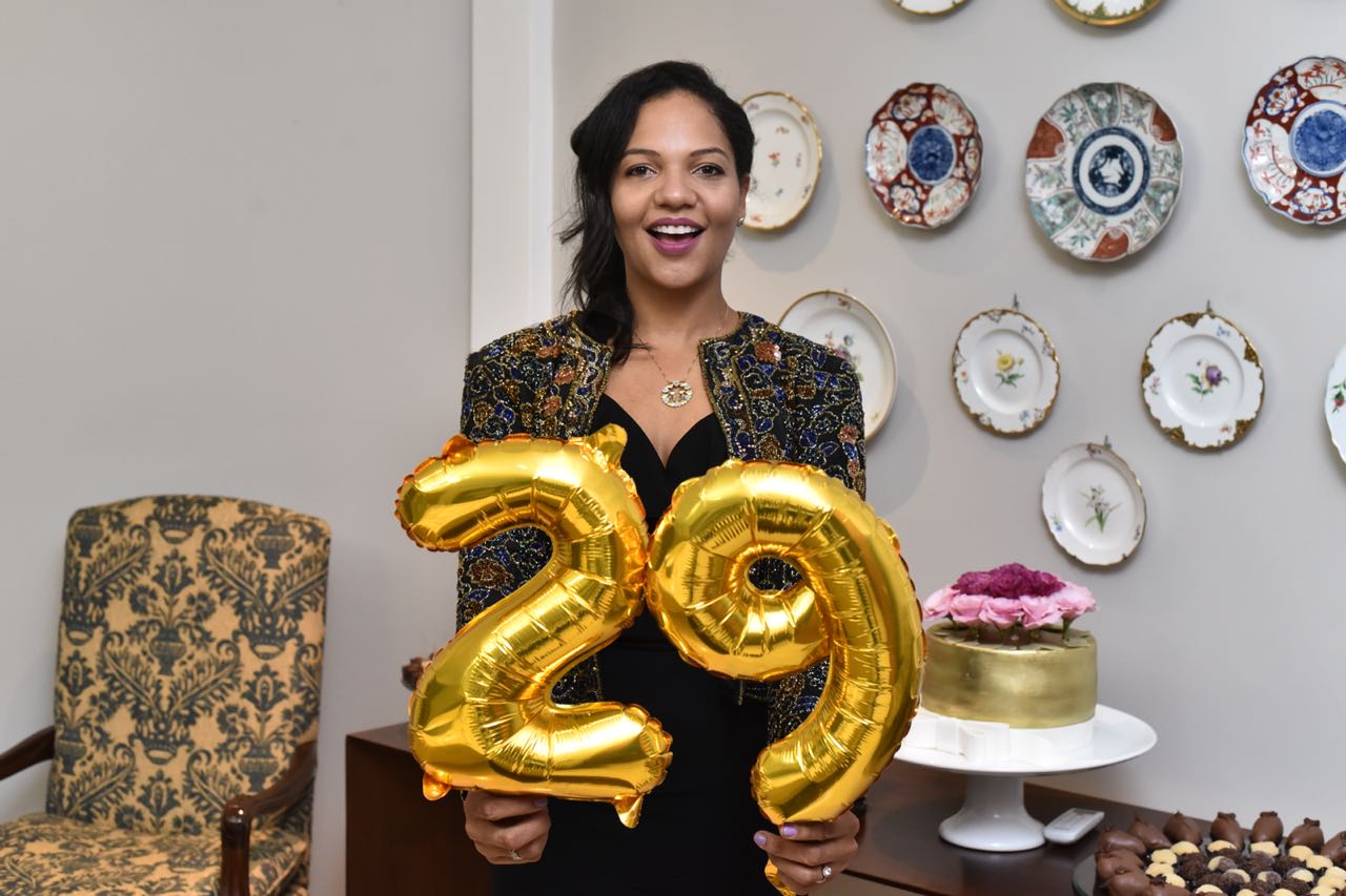 noticia Carol Mickenhagen arrasou no look escolhido para comemorar seu aniversário na última semana 