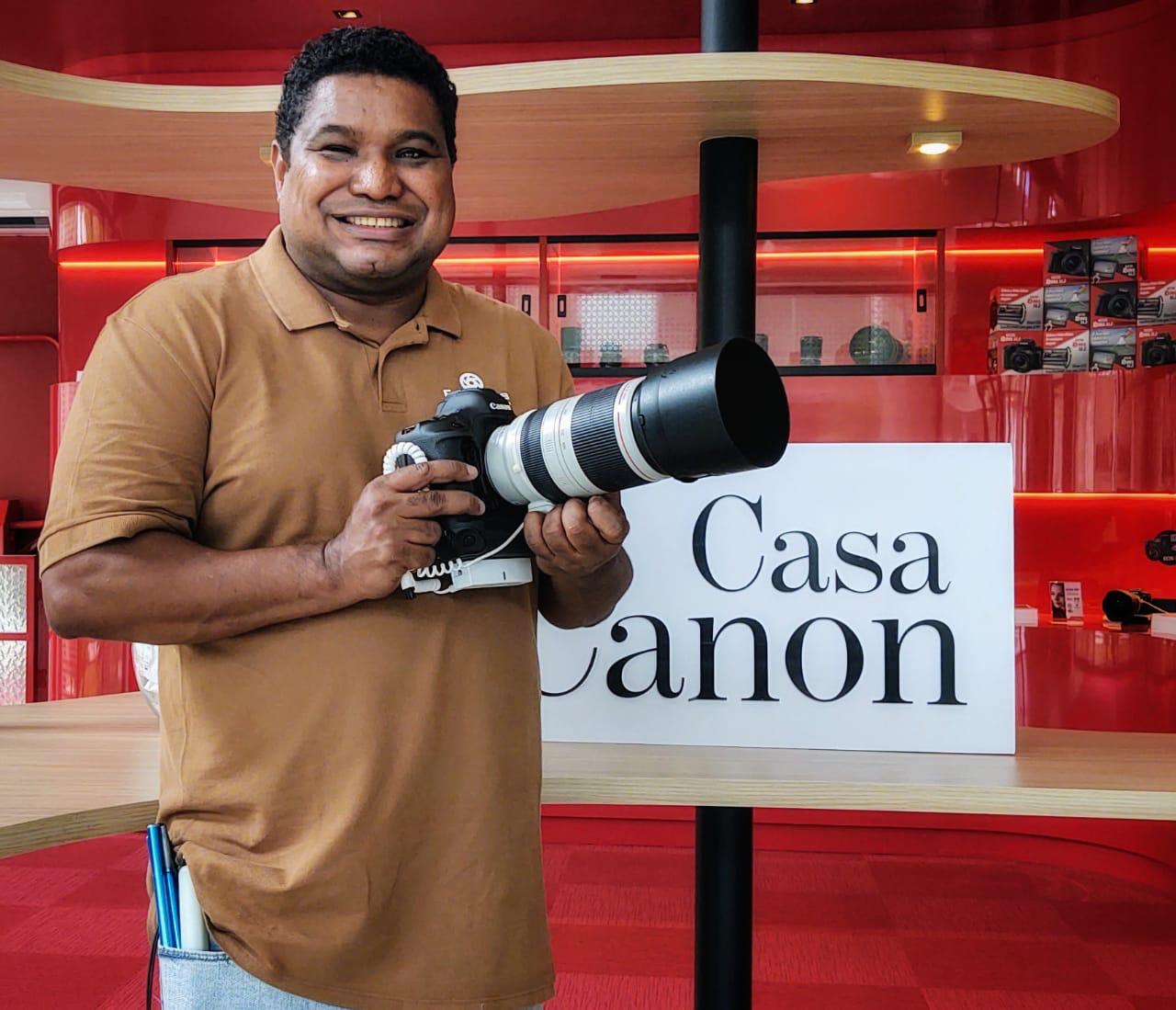 noticia Biografia do João Maia, 1º fotógrafo deficiente visual que cobriu as paraolimpíadas da cidade do Rio de Janeiro e que irá receber em 7 de Fevereiro de 2020 o prêmio Ibero Americano 